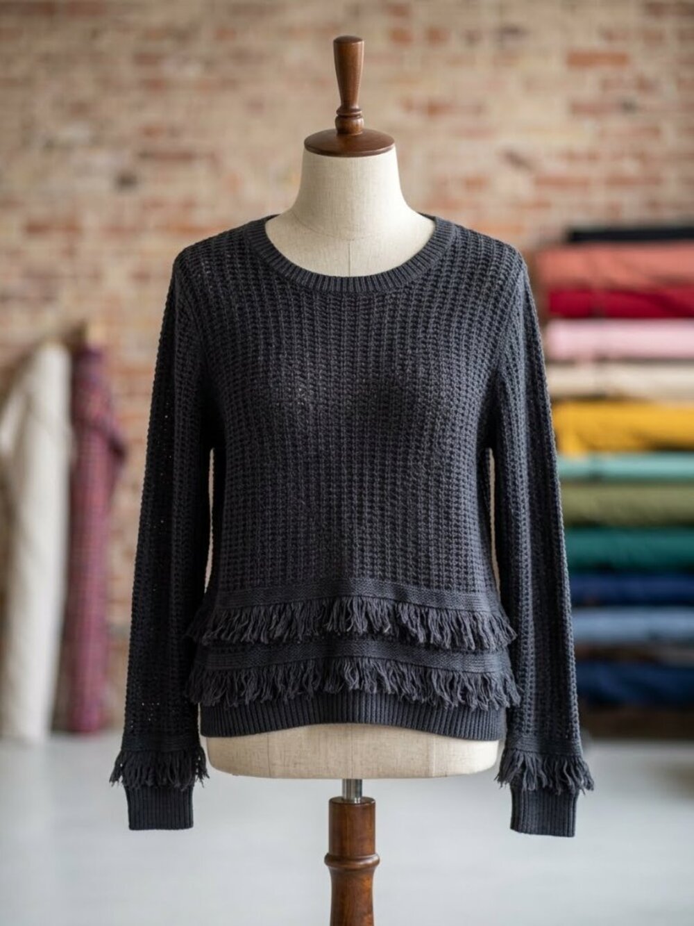 Cotton by Autumn‎ Cashmere Knit Black Fringe Sweater Split Back Size Small